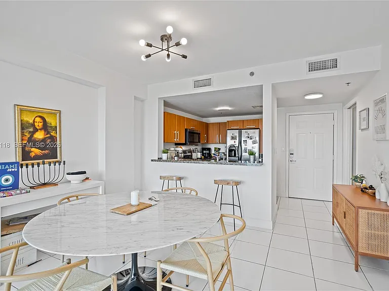 6362 Collins Ave #312 — Photo 5