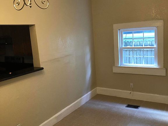 5th image of 1252 Donald St APT A