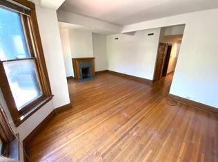 2352 N Cleveland Ave APT 3, Chicago, IL 60614