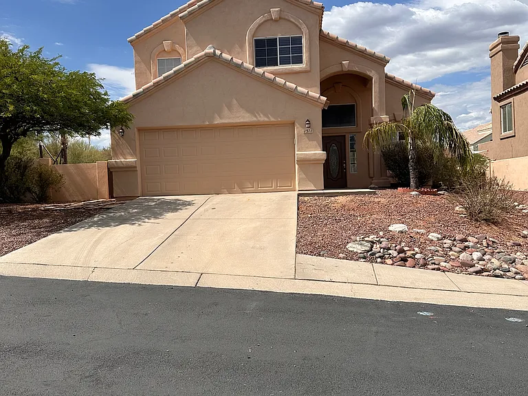 1311 E Scorpius Pl — Photo 24