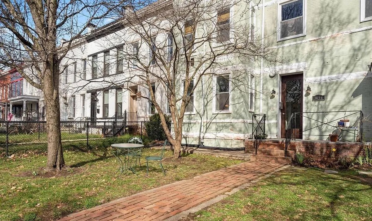 Building Photo - 1434 Potomac Ave SE #4