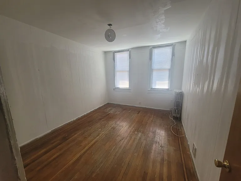 1145 Thieriot Ave #3 — Photo 6