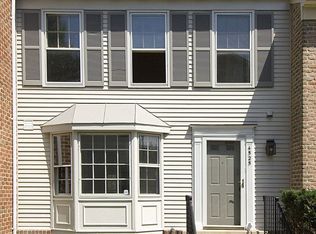 4525 Saucon Valley Ct, Alexandria, VA 22312
