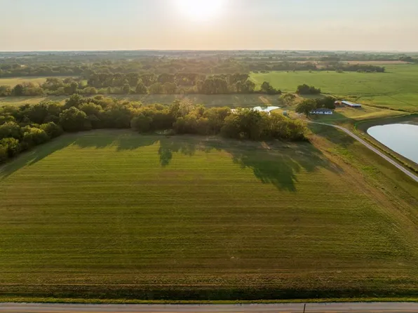 4002 NE State Route Bb Hwy, Butler, MO 64730