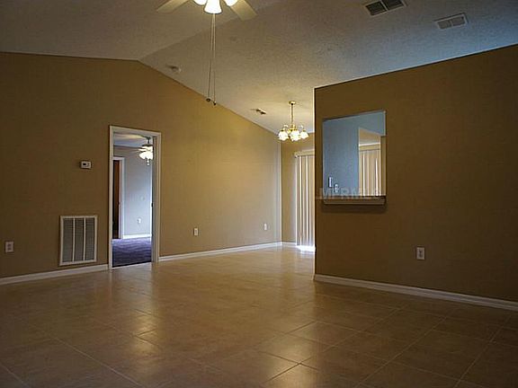 3rd image of 840 Harmony Hills Loop