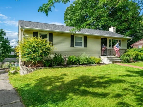 87 Amherst Rd, Braintree, MA 02184