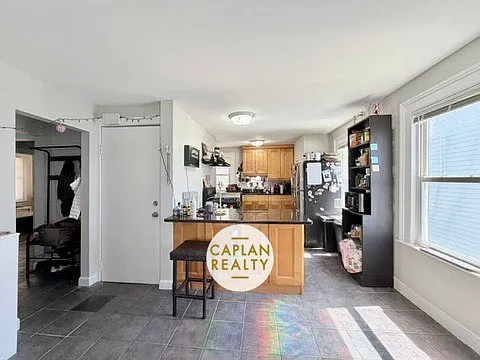 92 Townsend Ave #A — Photo 6