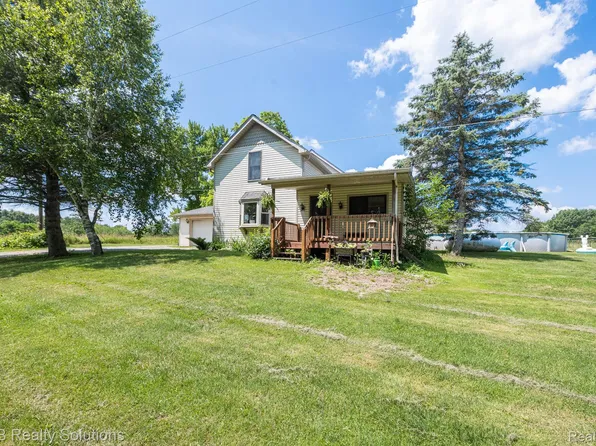 2445 Spaulding Rd, Attica, MI 48412