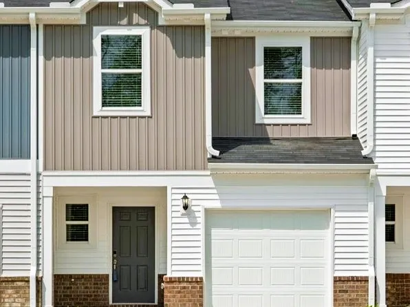 124 Arrow Ct, Greer, SC 29651