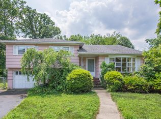 38-21 Garvey Pl #1X, Fair Lawn, NJ 07410
