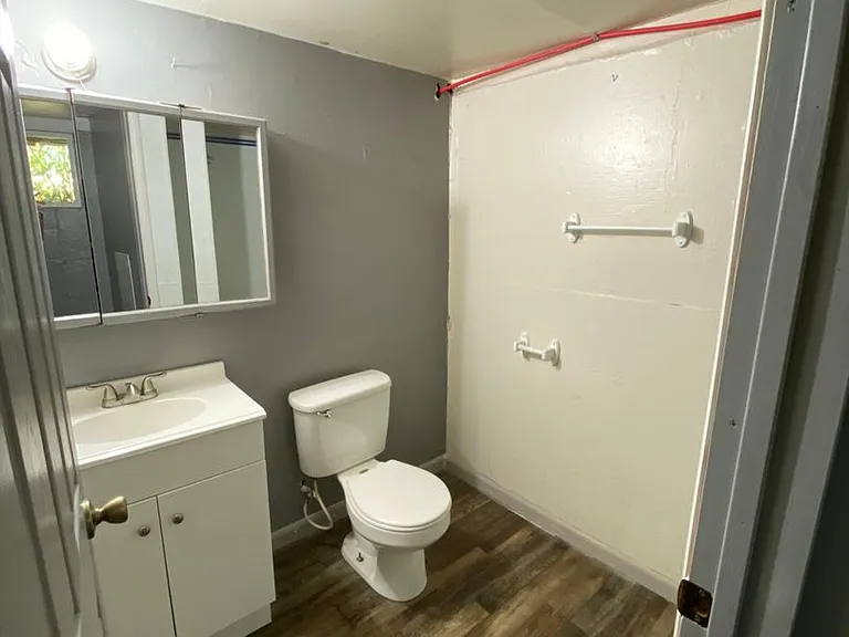 523 E 100 N — Photo 21