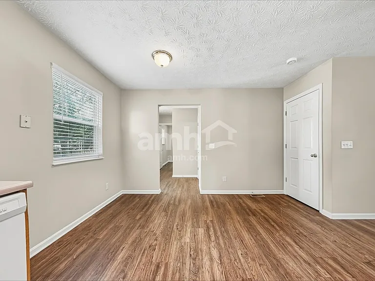 397 Misty Dawn Dr — Photo 5