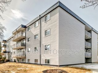 10434 125th St NW #401, Edmonton, AB