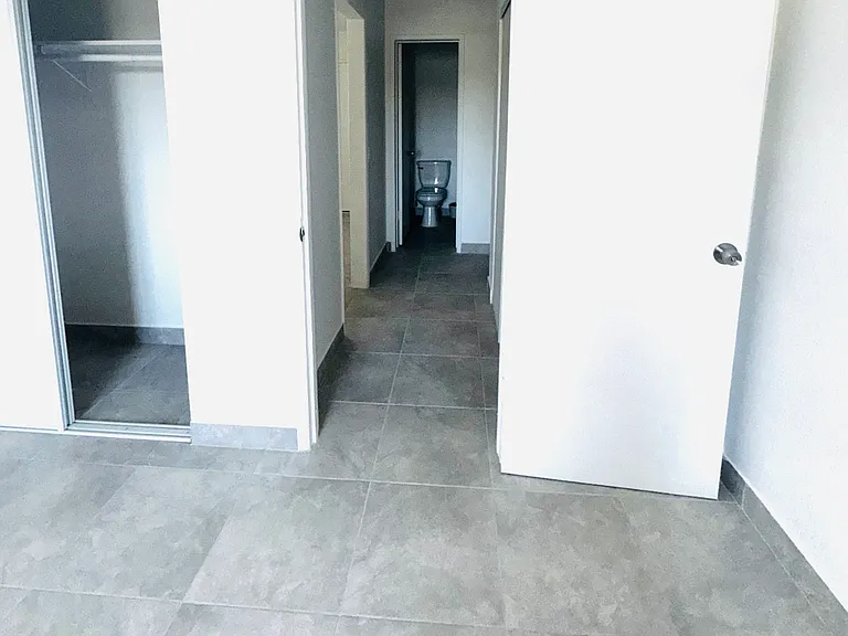 7116 Milwood Ave — Photo 14