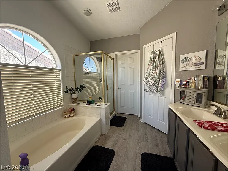 1541 Dusty Canyon St — Photo 10