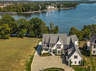 1541 Boardwalk Pl, Gallatin, TN 37066