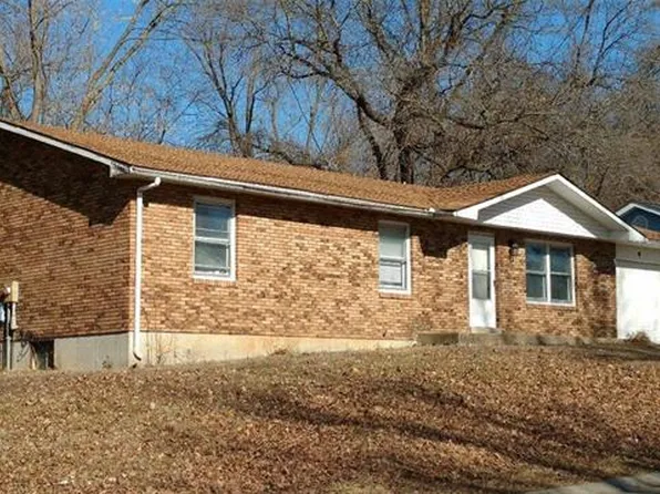58 Green Acres Dr, Cape Girardeau, MO 63701