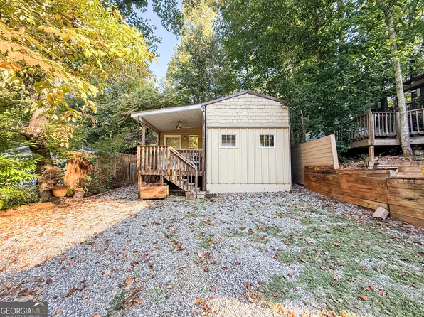 227 Canyon Pass, Cleveland, GA 30528