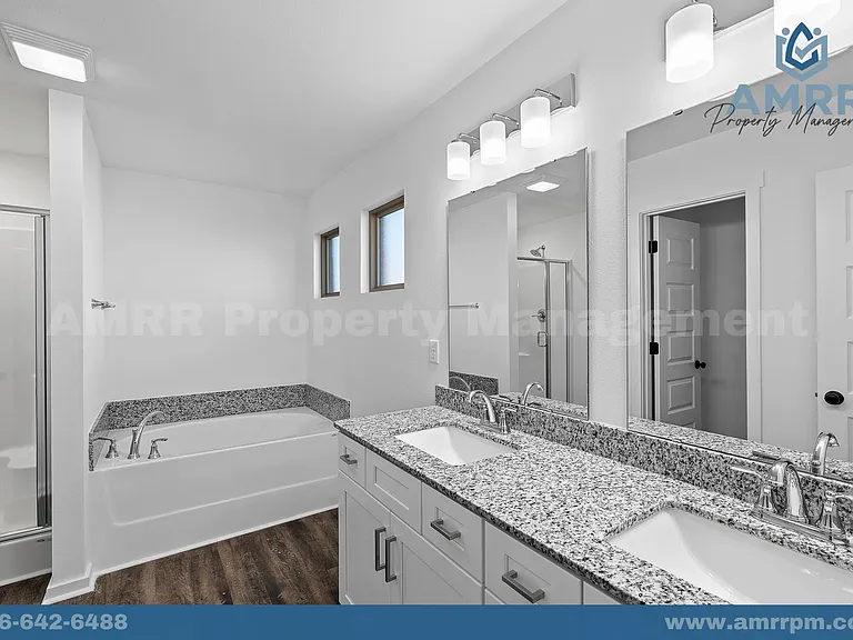1007 SW 3rd Ave — Photo 15