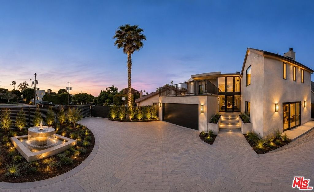 12518 W Sunset Boulevard 3