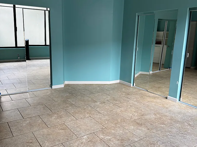 1088 Bishop St #203 — Photo 19