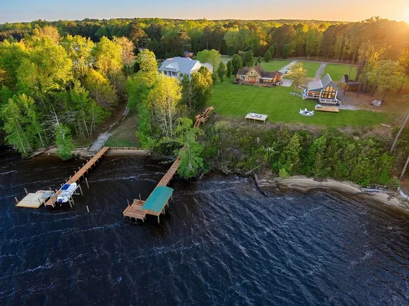 811 Swains Mill Rd, Harrellsville, NC 27942