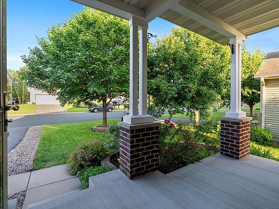 5th image of 1788 Fescue Ct