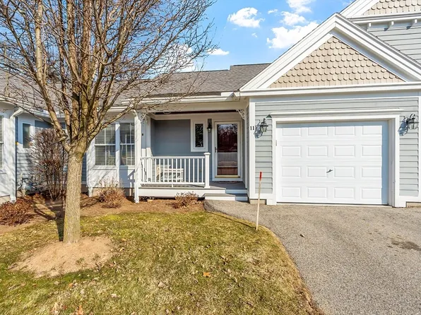 11 Autumn Dr #Ue, Hudson, MA 01749