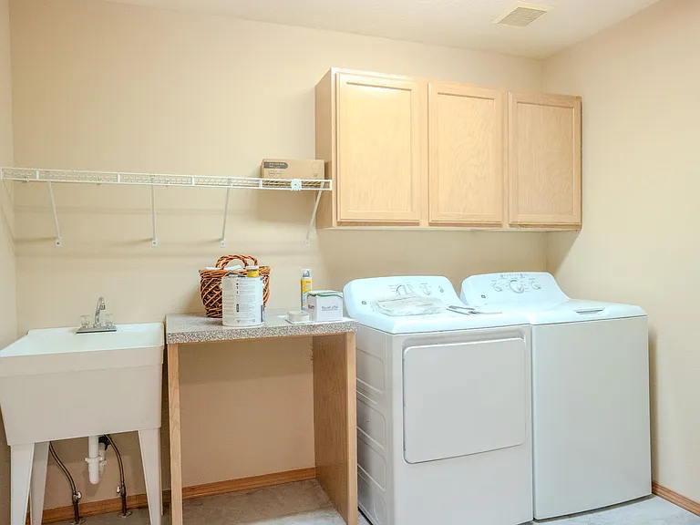 217 S Coho Rd — Photo 37