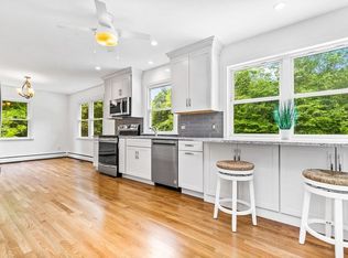 349 Cushman Rd, Rochester, MA 02770