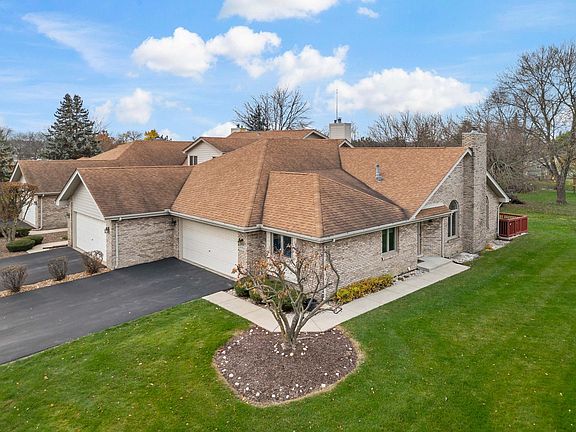 3rd image of 18306 Pinewood Ct