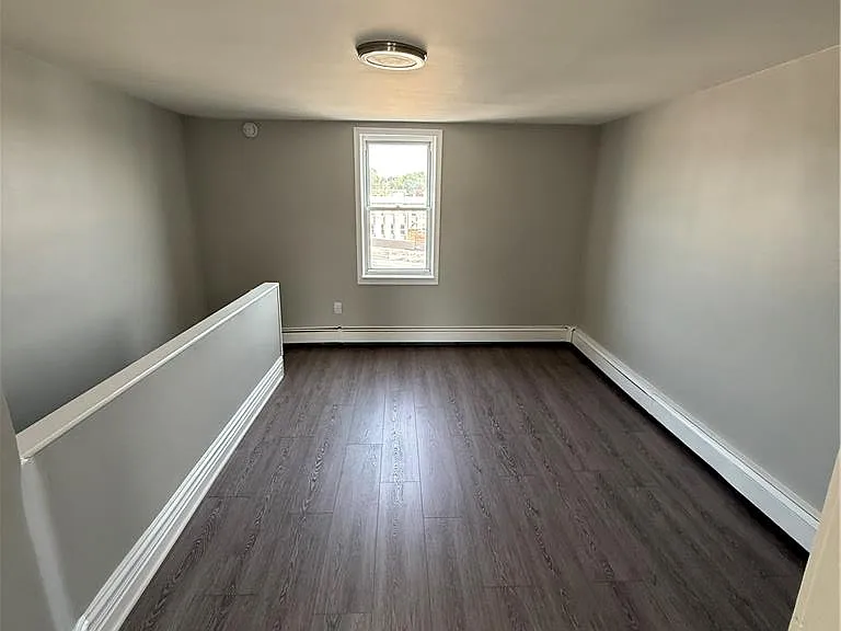 1455 W Tilghman St — Photo 10