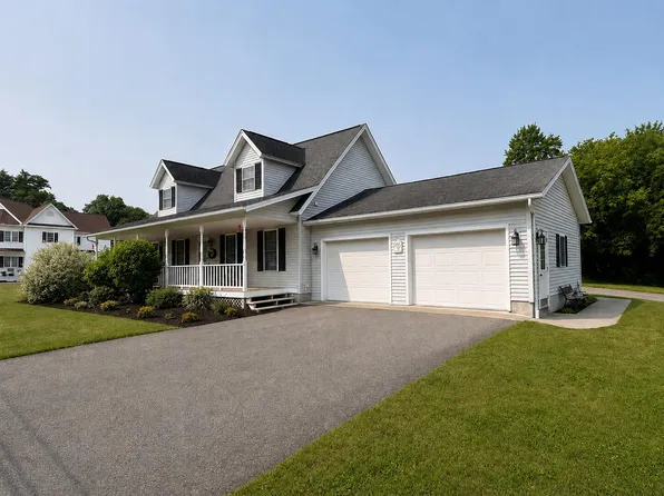 24 Broad Ln, Au Sable Forks, NY 12912