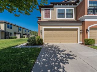 9145 Fox Sparrow Rd, Tampa, FL 33626