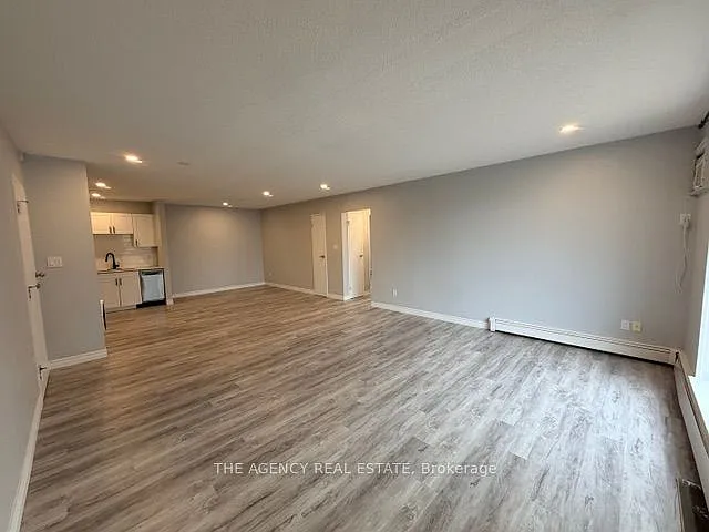 47 Orchard Heights Dr #302 — Photo 5