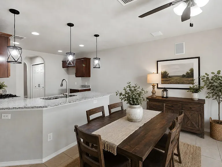 2334 Camberly Vw — Photo 6