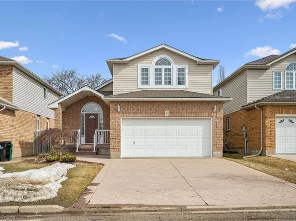6 Keller Cres, Kitchener, ON N2N 3M7