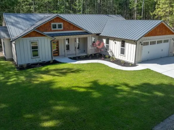 2075 NW Peterson Road, Poulsbo, WA 98370