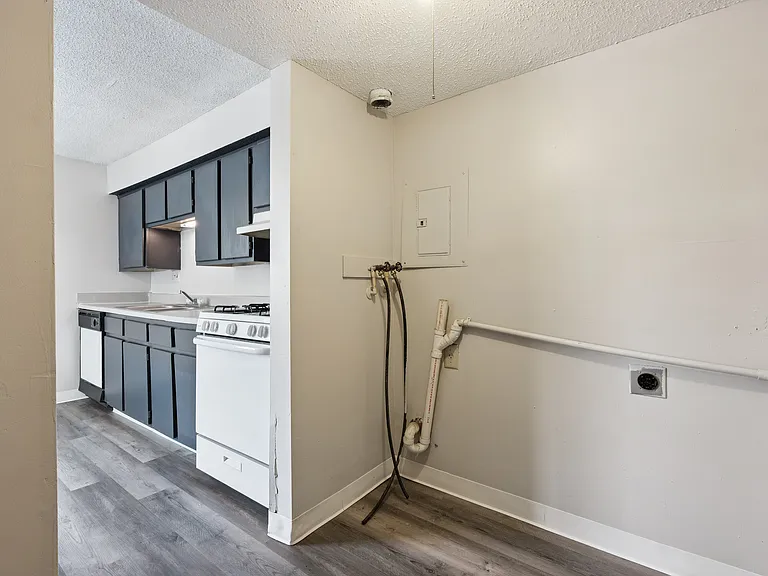 Gateway Apartments — Photo 7