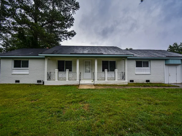 5138 Longbranch Dr, Fayetteville, NC 28303