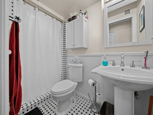 308 Monroe Street image 7 of 18