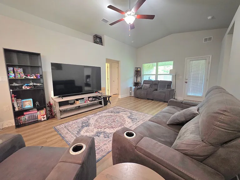 12139 Emerald Heights Ln — Photo 6