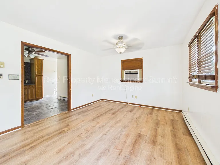 530 Highland Ave — Photo 3