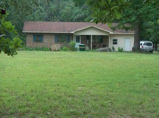 912 Spring River Ranch Rd, Williford, AR 72482