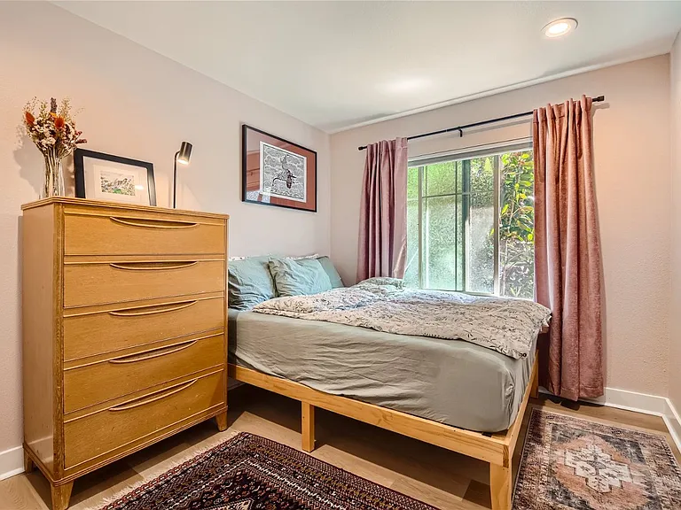 700 E Denny Way #209 — Photo 6