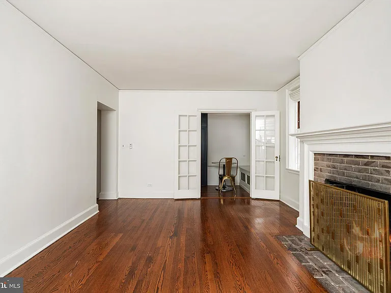 25 Palmer Sq W #A — Photo 12