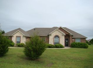 100 Brittany Dr, Fate, TX 75189