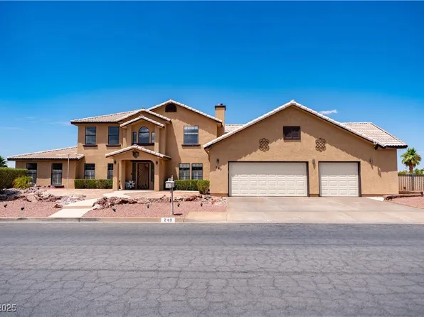 240 W Fairway Rd, Henderson, NV 89015