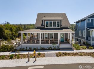 374 Compass St, Pacific Beach, WA 98571