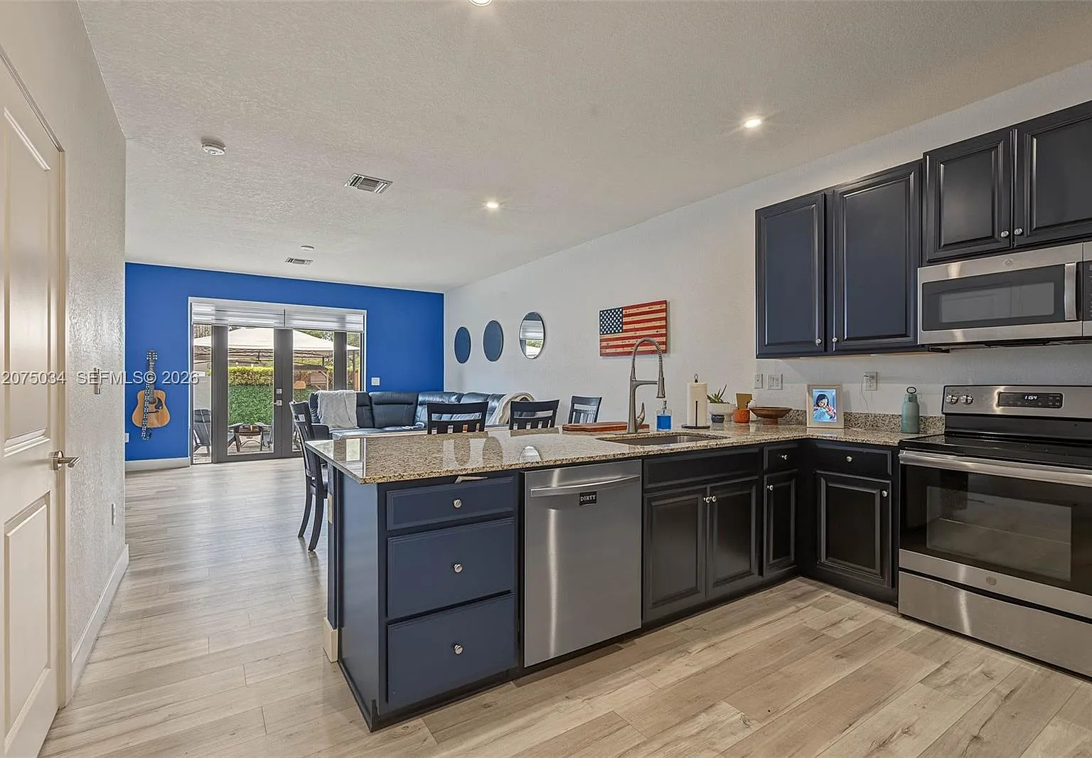 Mc Residential — Photo 1